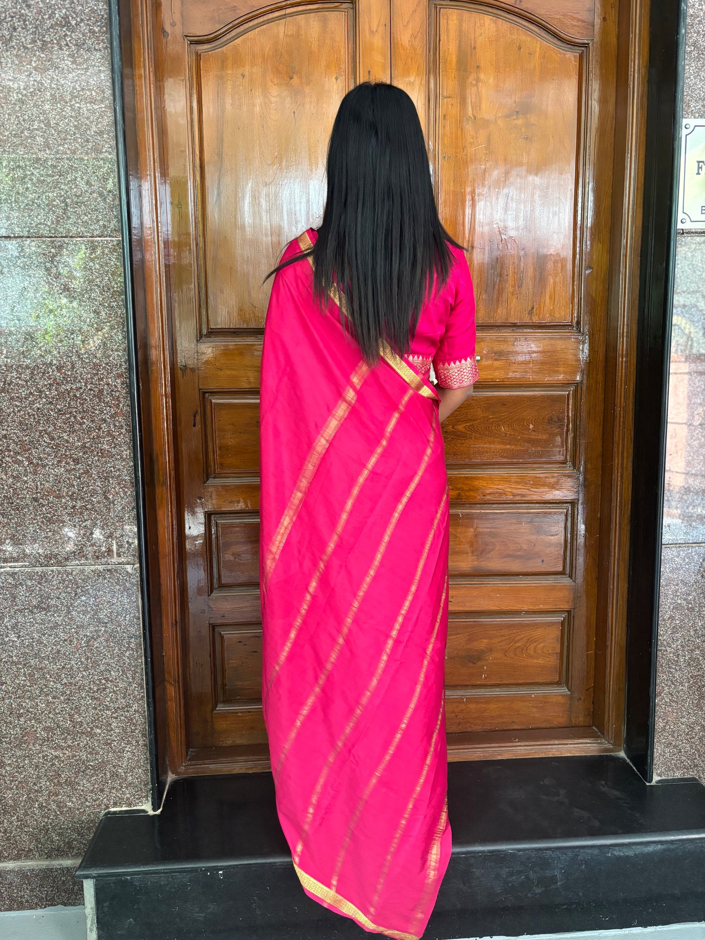 Elegant Pink Silk Saree โ Pure Mysore Silk Saree for Weddings, Festive Wear & Traditional Occasions