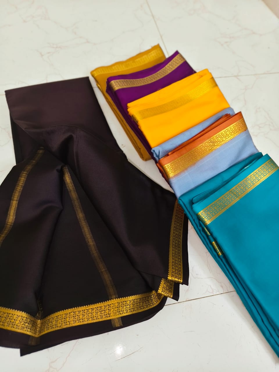 Elegant Dark Brown Pure Silk Saree – Traditional Silk Saree for Weddings, Festive & Ethnic Wear