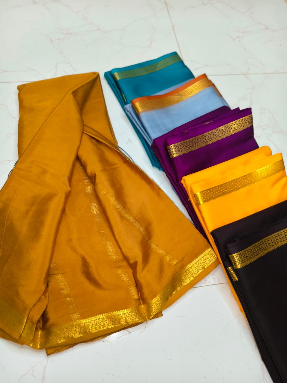 Golden Brown Silk Saree – Elegant Pure Silk Saree for Traditional & Festive Wear
